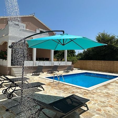 Villa Leggiero Benkovac Esterno foto