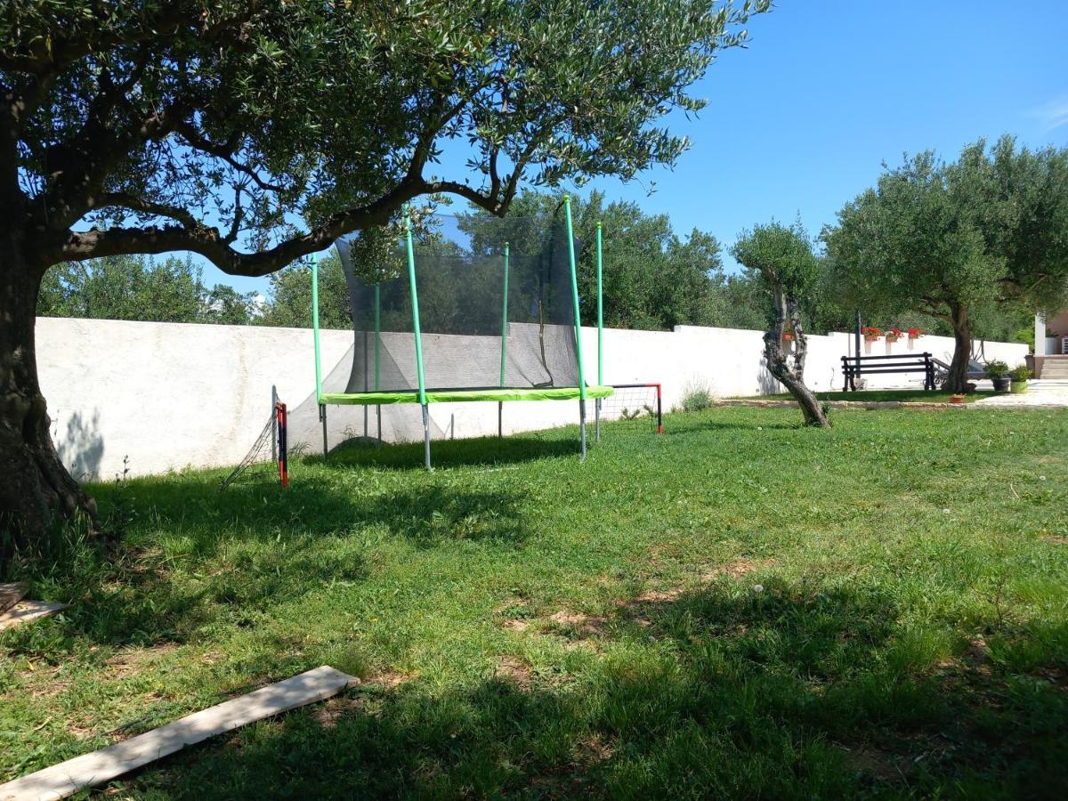 Villa Leggiero Benkovac Esterno foto