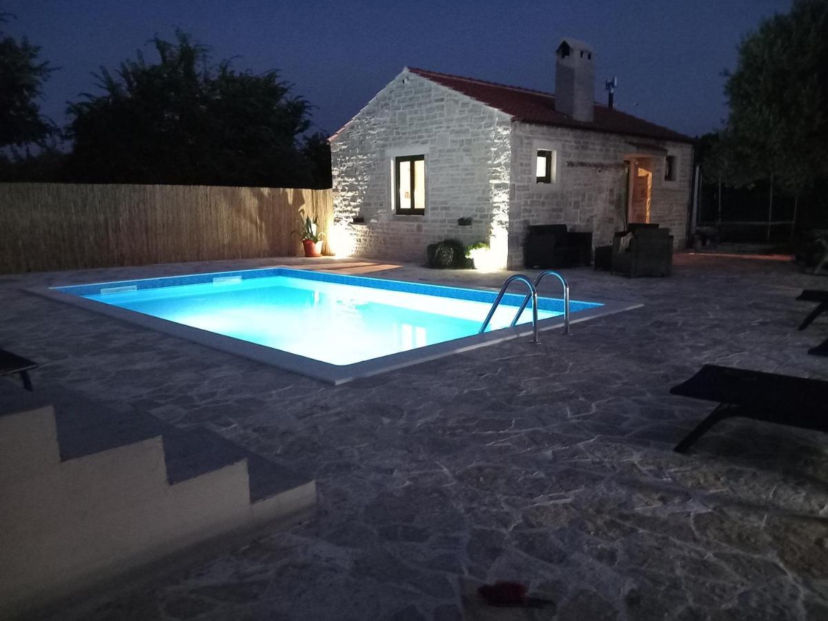 Villa Leggiero Benkovac Esterno foto